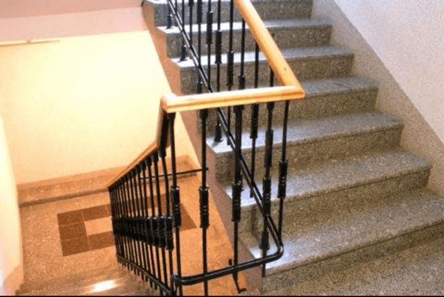 Что такое подступенники в лестнице?