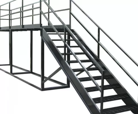 Сварная лестница из металла №2